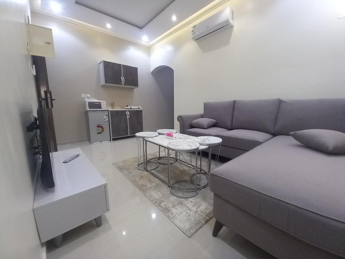 مفروشة Apartment *