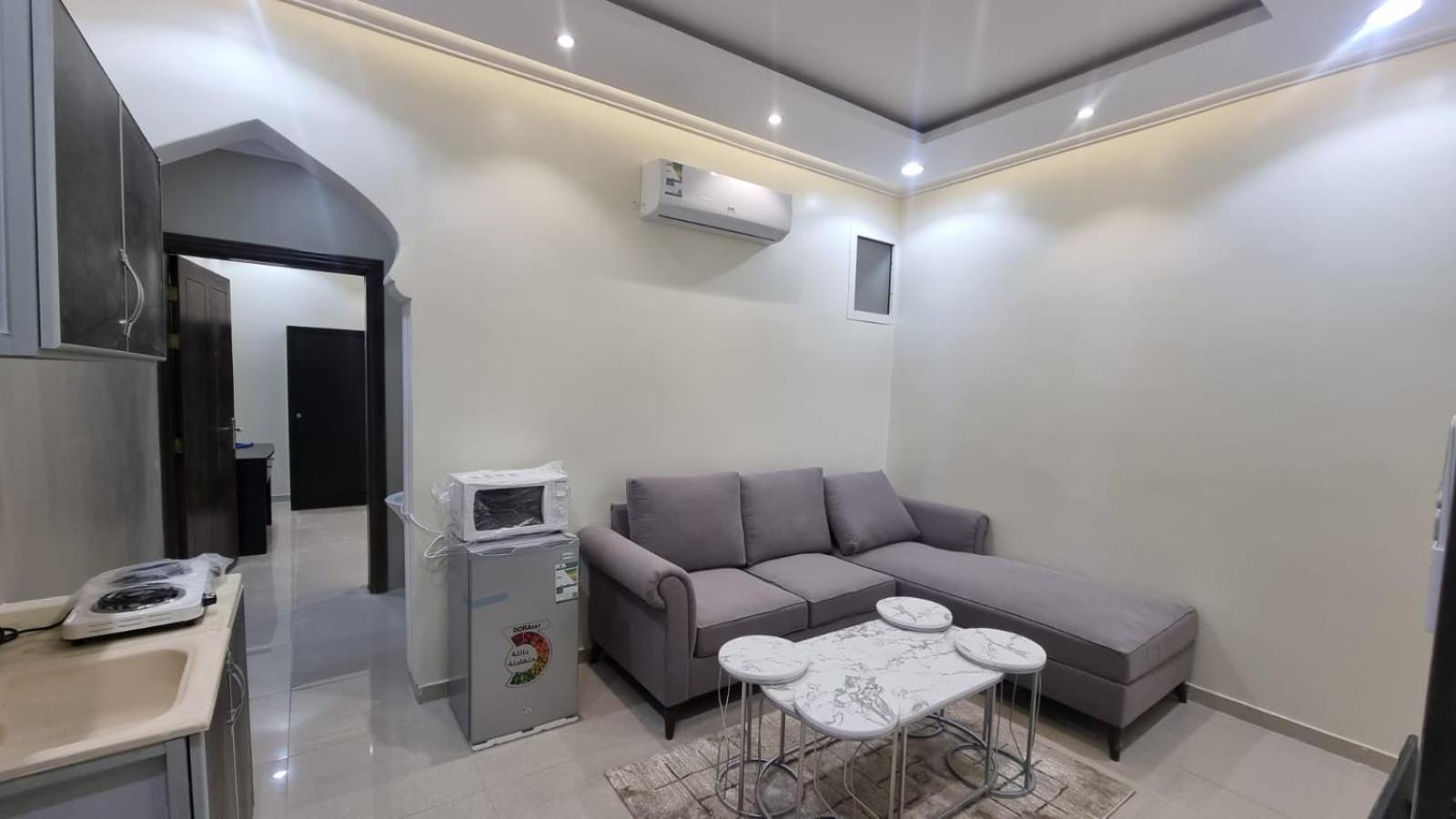 مفروشة Apartment *